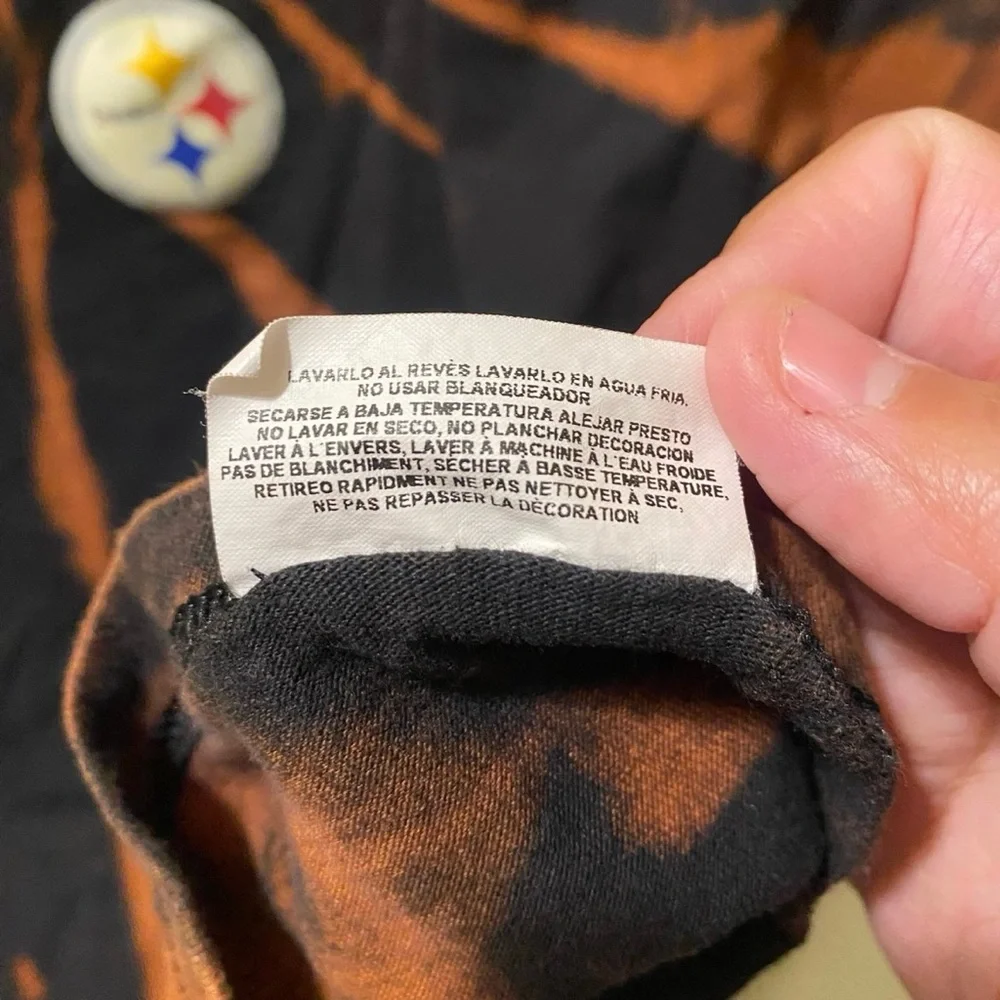 Men’s XL NFL Pittsburgh Steelers Spell Out Upcycled Bleached Tie Dye Shirt - Picture 10 of 10
